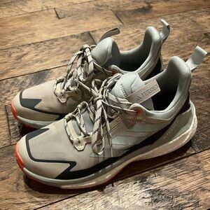 Adidas Terrex Free Hiker 2.0 Low Hiking Women’s Shoes sz 7.5